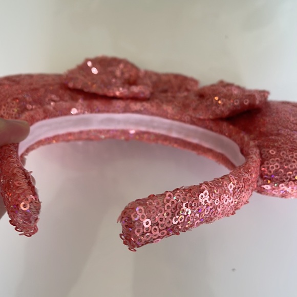 Peach iridescent Minnie Mouse Ears - Picture 3 of 8